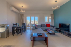 Waterside 2 BR Apartment Lagoon View & Pool